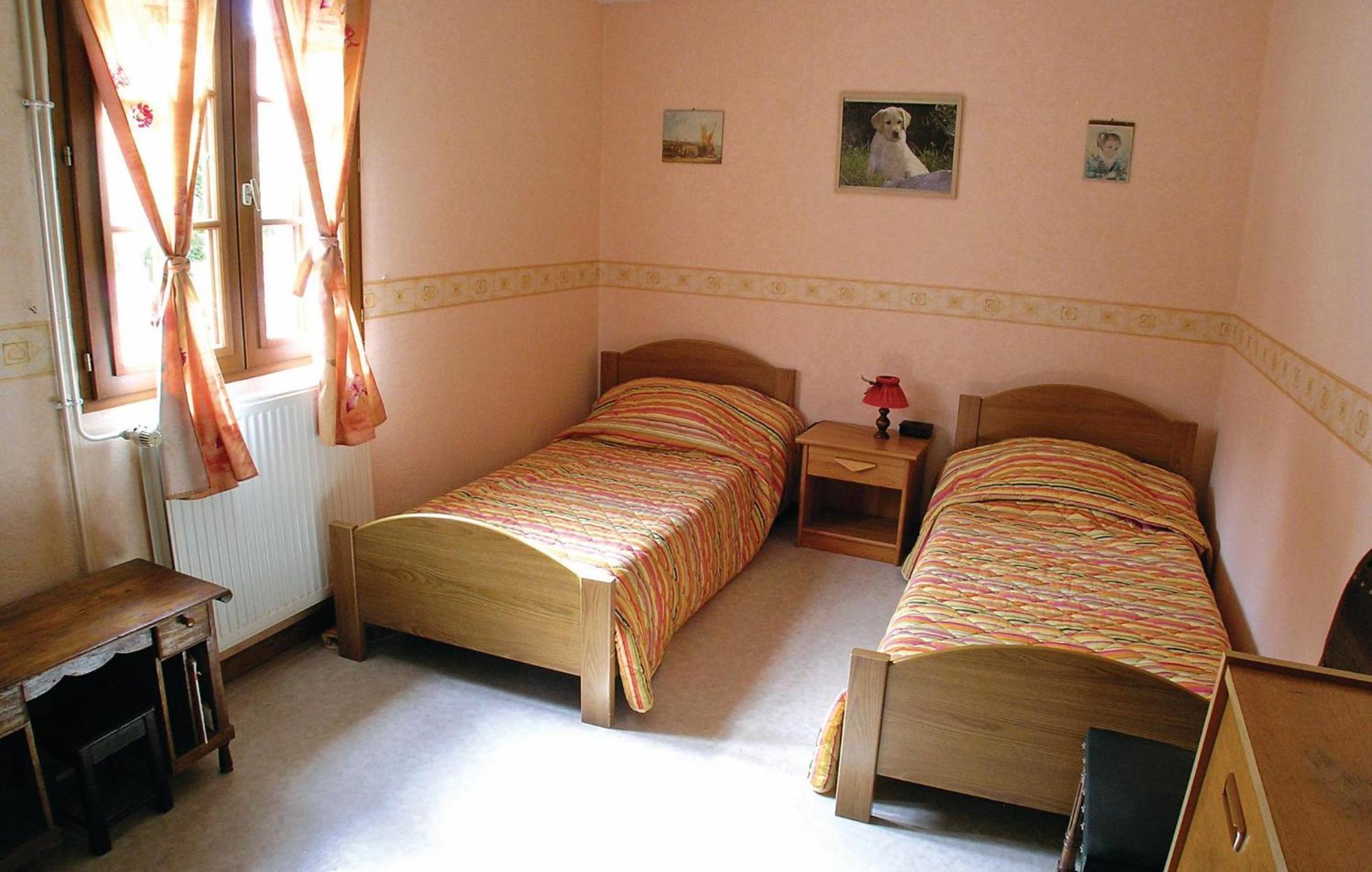 3 Bedroom Beautiful Home In Hames Boucres Екстериор снимка