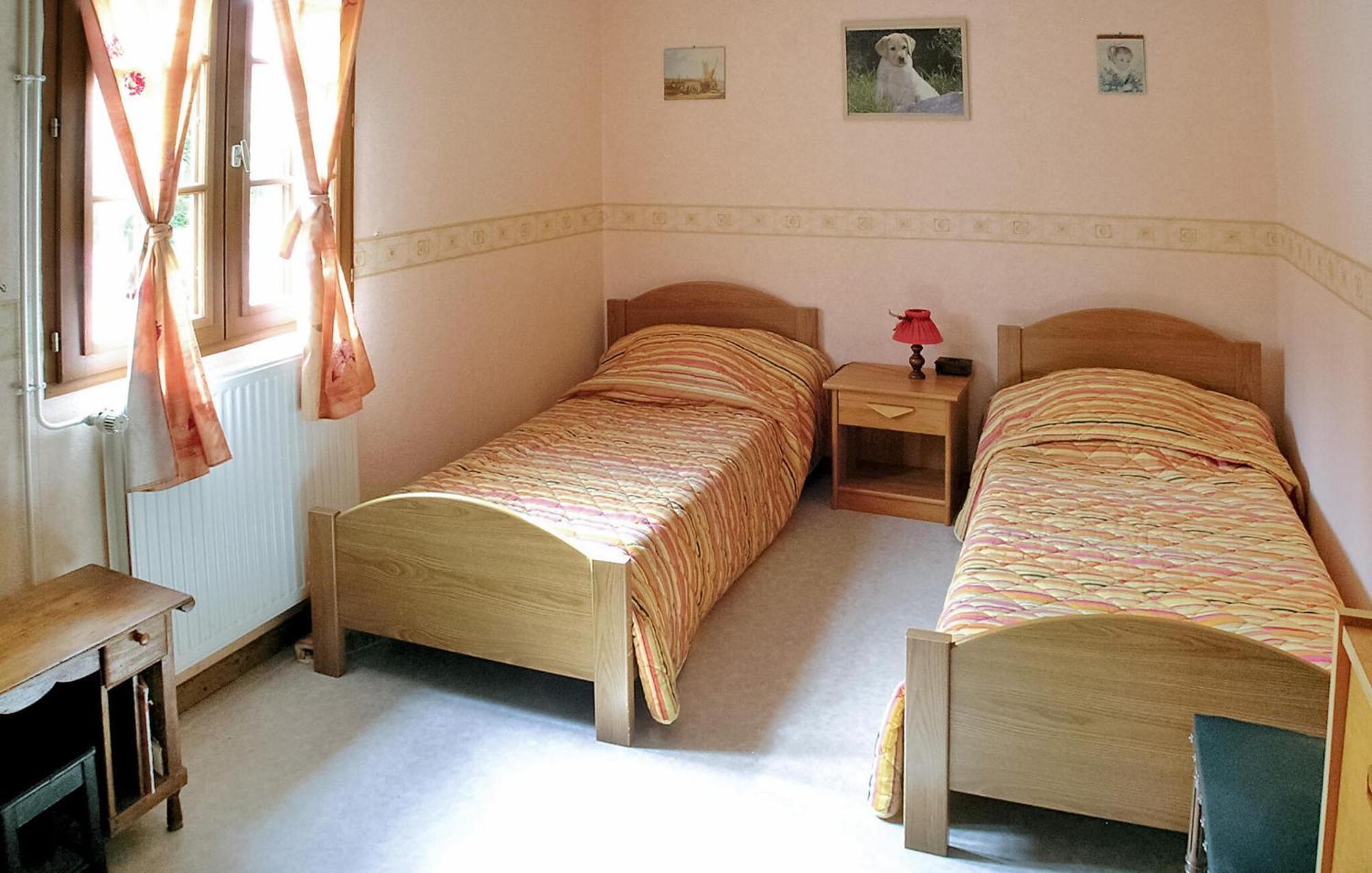 3 Bedroom Beautiful Home In Hames Boucres Екстериор снимка