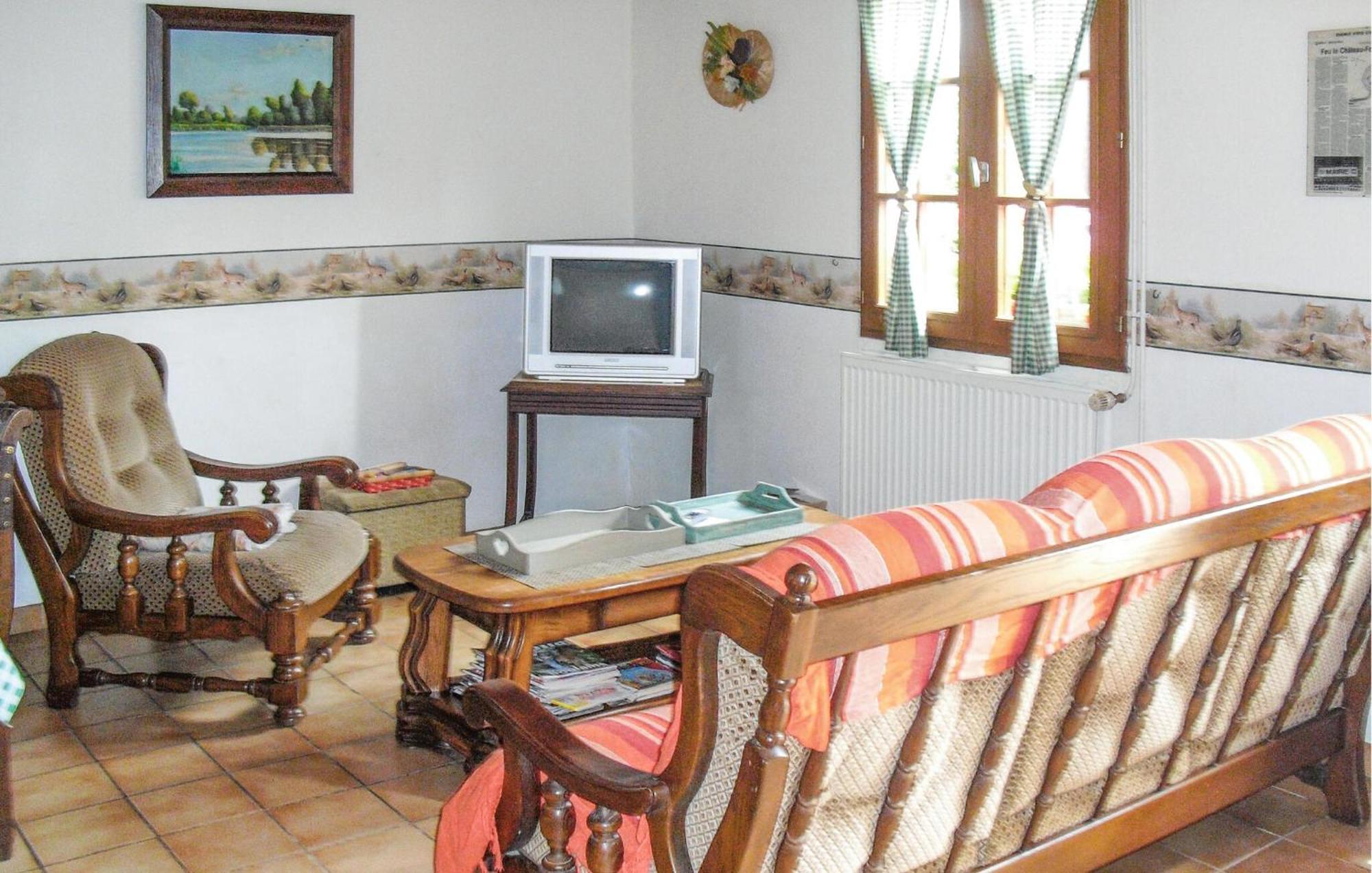 3 Bedroom Beautiful Home In Hames Boucres Екстериор снимка